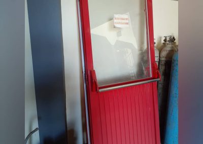 Fabrikasi Emergency Door